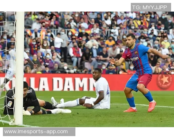 内向球星的足球之路：低调背后的伟大与坚持